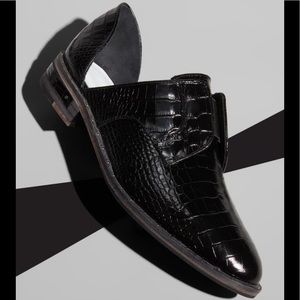 Freda Salvador black croc embossed leather 8.5 loafer flats dorsay with box